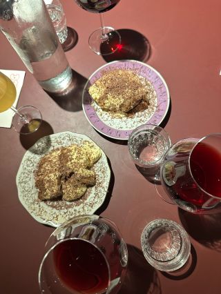 Quality time! #annahora #lifestyle #brand #preciousmoments #livethelittlethings #thingsthatmatter @sugo_pastabar